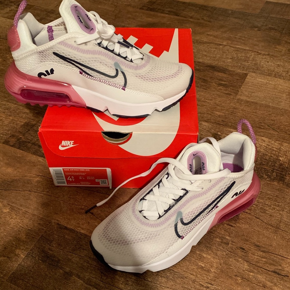 Nike Air Max 2090